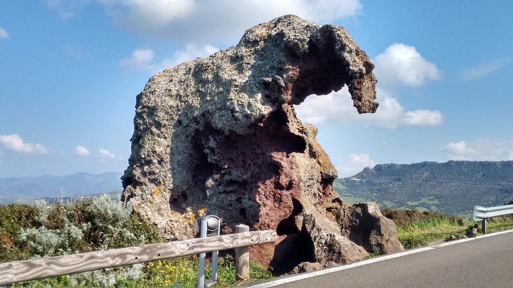 Appartamento Coghinas Sedini ภายนอก รูปภาพ
