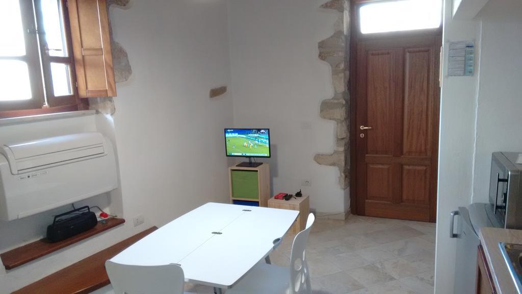 Appartamento Coghinas Sedini ภายนอก รูปภาพ